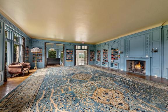 位于马萨诸塞州的范德比尔特旧宅以 1250 万美元的价格出售