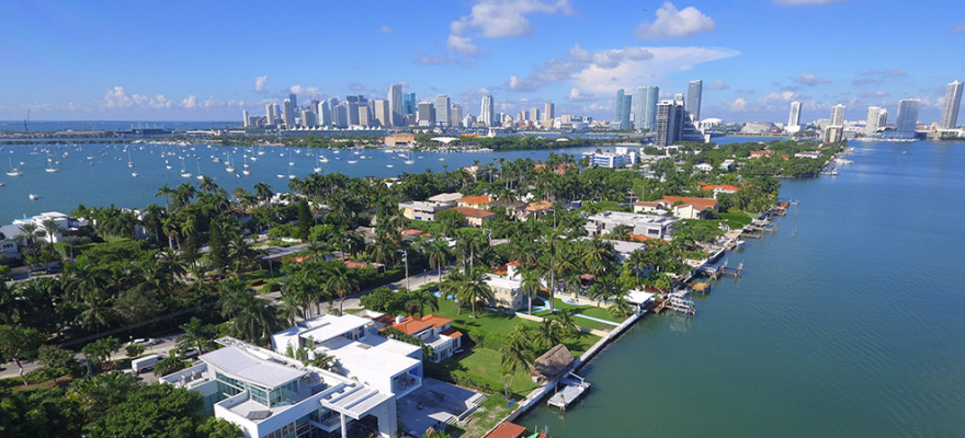 迈阿密豪宅市场在 2020 年初升温