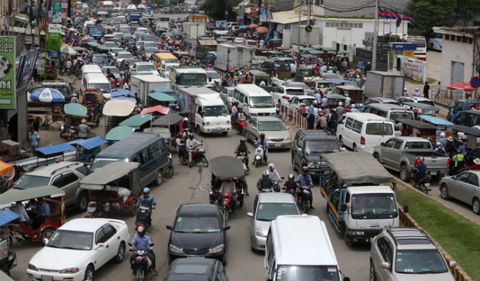 柬埔寨注册车辆一年内增加了 13%