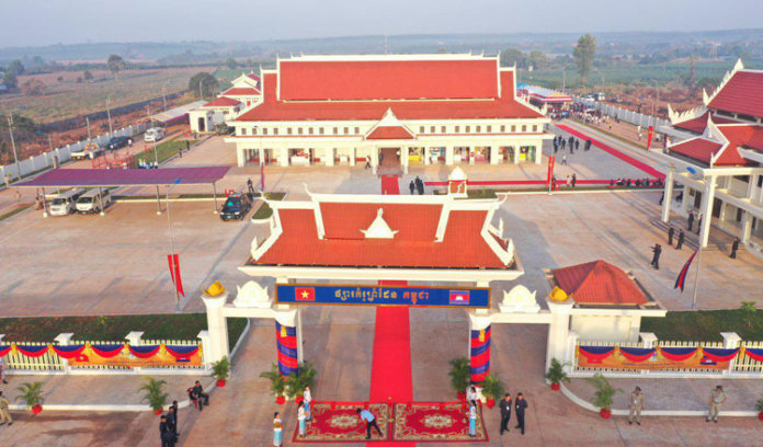 柬埔寨新宣布两个对外贸易口岸