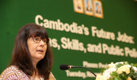 世界银行批准拨款 2000 万美元协助柬埔寨抗击 COVID-19